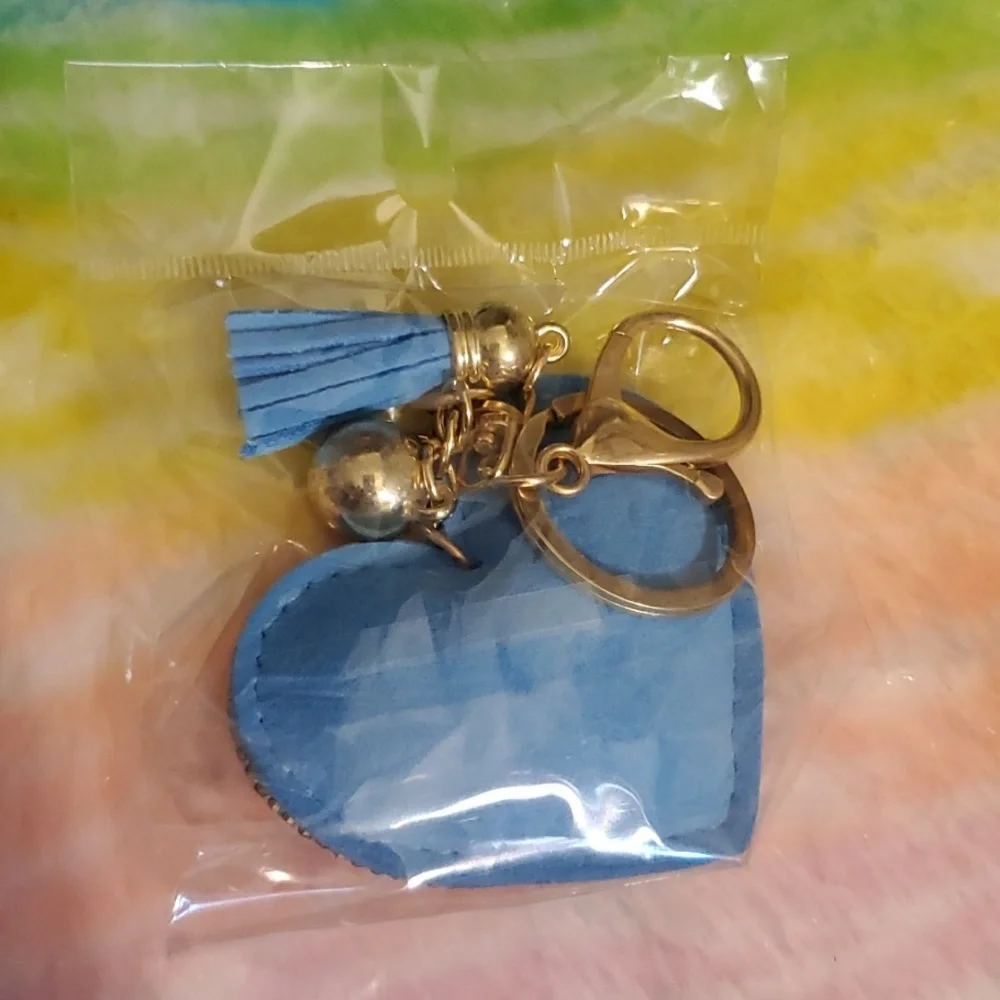 Blue Rhinestone Heart Keychain - Picture 2 of 3
